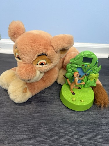 Vintage the lion - lion, simbas