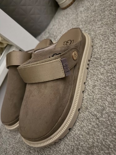 Ugg beige size 5 - -, very