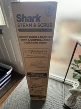Shark Deluxe Black Steam &