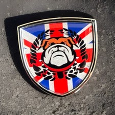 Mini Bulldog Pillar Badges