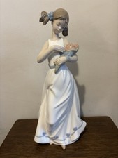 NAO by Lladro 1366 Spring