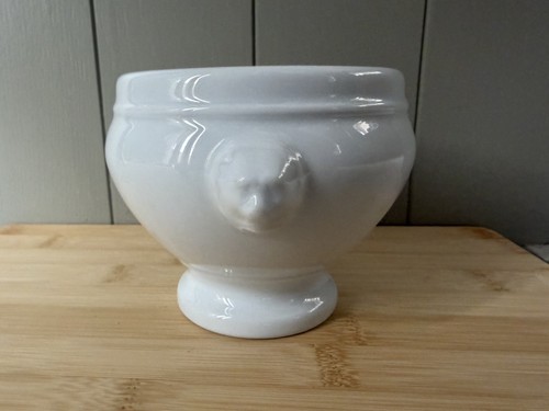 Lions head soup bowl - head,