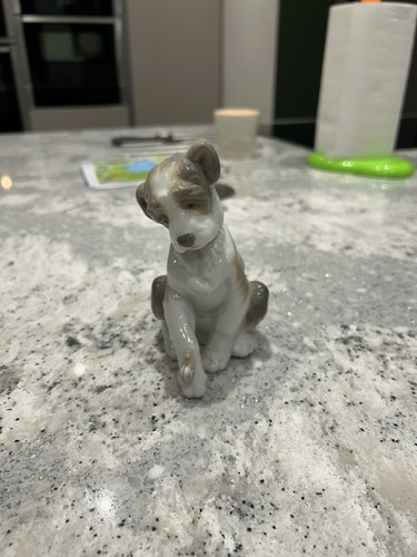 Lladro figurine dog - lladro, of