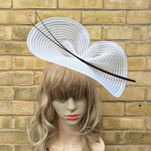 White black fascinator ostrich - white,