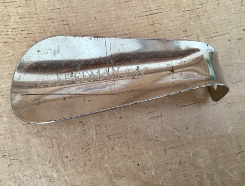 Antique shoe horn s - ‘it’s, a