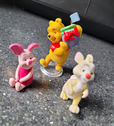 Disney winnie the pooh - winnie, small