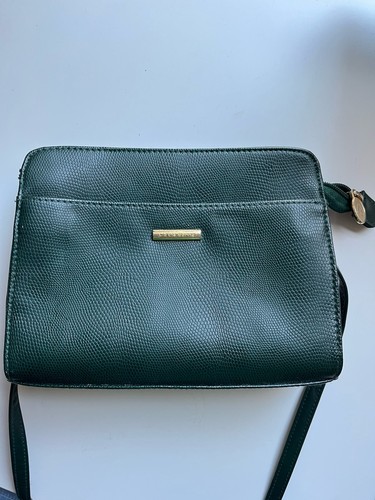 Liz claiborn crossbody bag - liz,