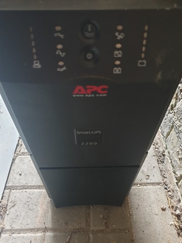 Apc smart ups sua2200i - sua2200i, inc