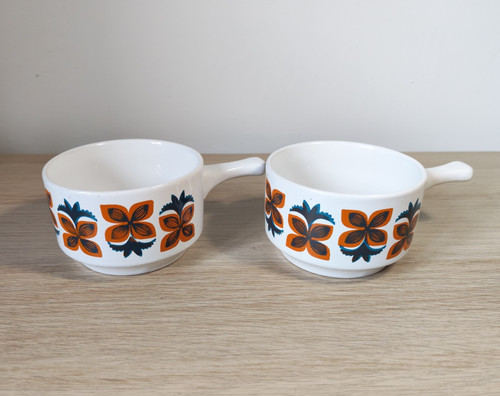 Staffordshire potteries flower - staffordshire,