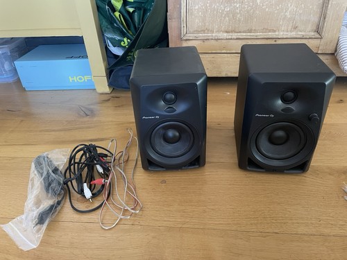 Pioneer 40 active - dj, dm-40