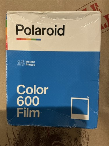 Polaroid color 600 - new, 16