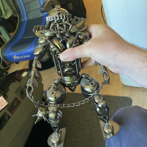 Predator metal sculpture - predator,