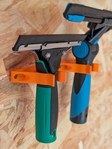 Kinetiq squeegee wall mount - wall,