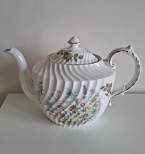 Aynsley Wild Tudor Bone China