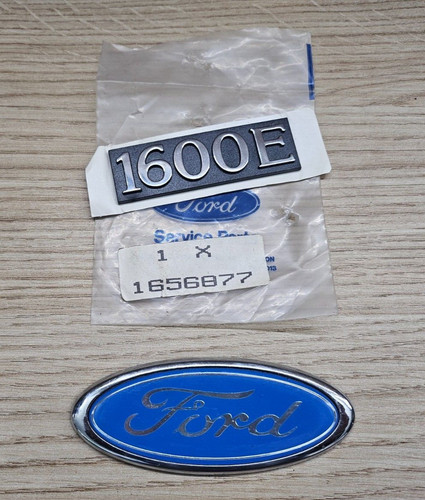 Ford orion 1600e rear - 1600e, badge
