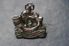 RHODESIAN RHODESIA ARMY BUSH WAR LIGHT INFANTRY BERET BADGE METAL RLI