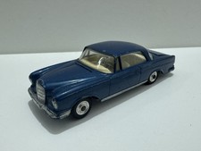 CORGI TOYS MERCEDES BENZ 220 SE COUPE BLUE ORIGINAL