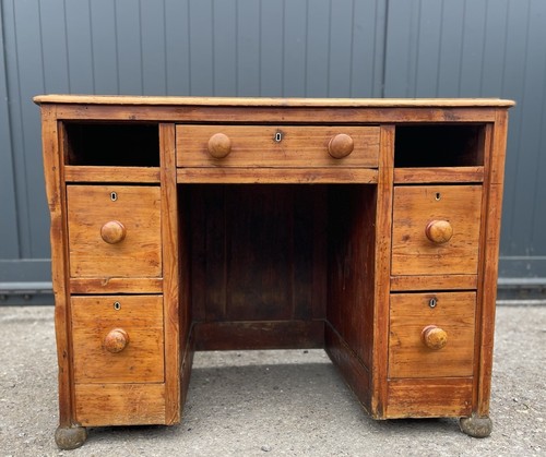 Quirky vintage old pine - vintage,