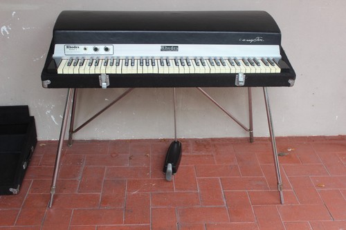 Fender rhodes stage piano - fender,