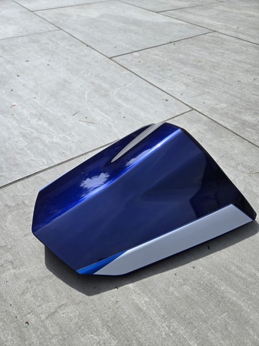 Gsxr 750 rear seat - 750, k4/k5