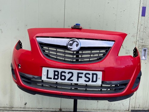 2012 vauxhall meriva front - 2012,