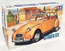 Tamiya 1/24 - Citroen 2CV Open