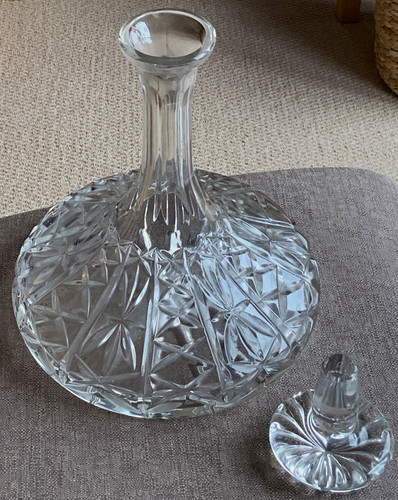 Clear cut glass round - cut, ships