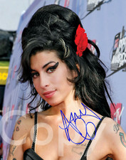 Amy winehouse Signed Autograph