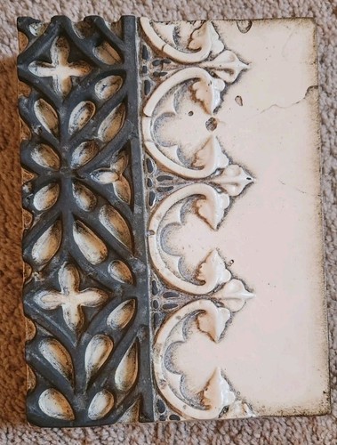 Sid dickens memory block tile - sid,