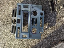 Land Rover Defender Puma Dash