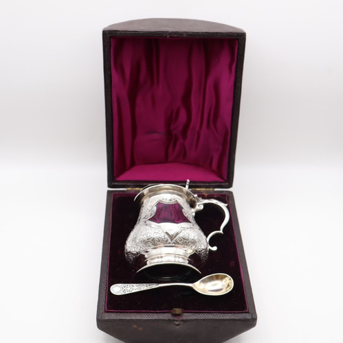 Fabulous antique boxed - boxed, silver