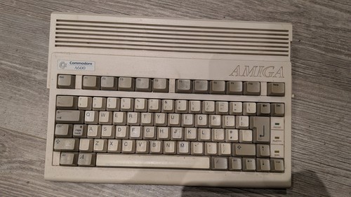 Amiga600 may need recapping - amiga600,,