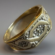 9ct Yellow Gold Diamond Knot