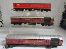 3 Hornby OO Royal Mail Coaches In Good Condition No Boxes/Accessories