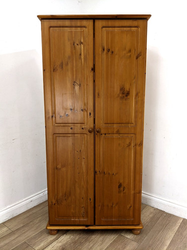 Single wardrobe classic pine - single,