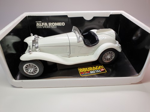 Bburago alfa romeo 2300 spider - bburago,