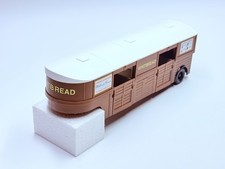 CORGI HORSE TRAILER MODEL ONLY WHITEBREAD 27701 1:50