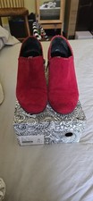 Ted & Muffy Hocus Red Suede