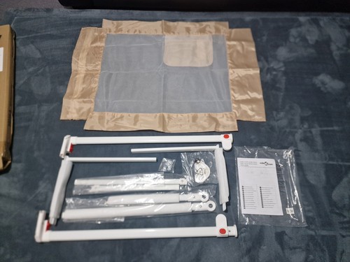 Toddler safty bed - bed, rail