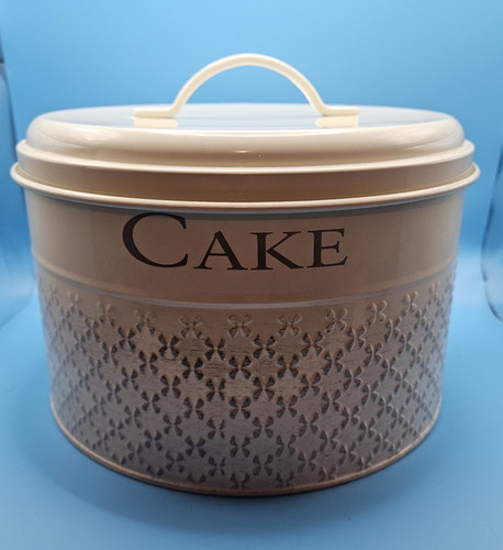 Round metal cake tin - cake,