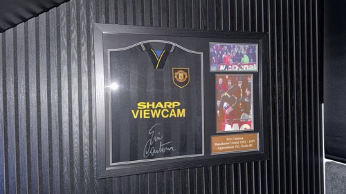 Eric cantona signed manchester - cantona,