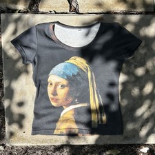 Y2K Girl With The Pearl