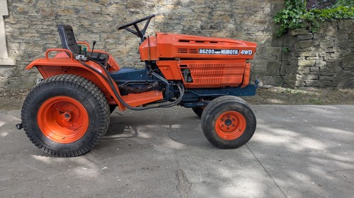 Kubota b6200 hst - hst, compact