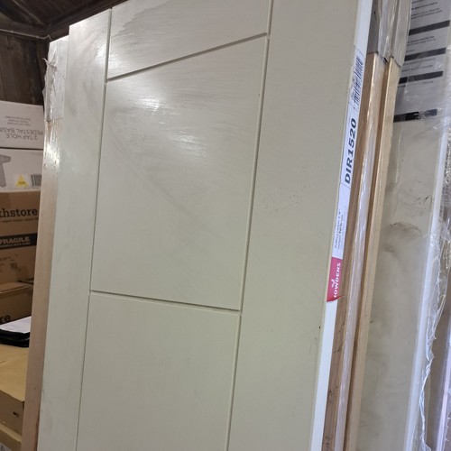 Howdens primed linear - primed,
