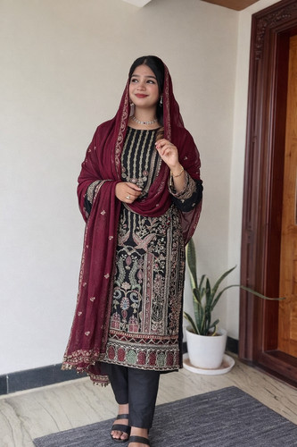 Pakistani salwar kameez - salwar, indian