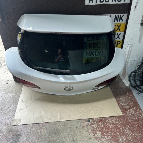 Vauxhall astra boot - vauxhall,