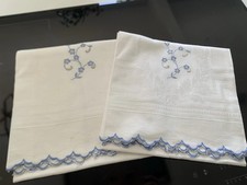 Pair Of Matching Vintage Embroidered Bath Towels Cotton- Blue Floral