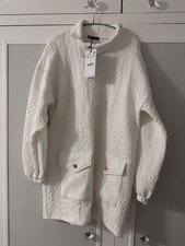 BNWT Women’s Cream Embossed