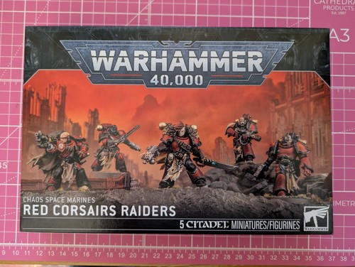Red corsairs raiders - red,