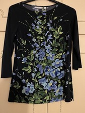 Susan Graver Navy Floral With Sparkle Stretch Top Size XS  (36”)